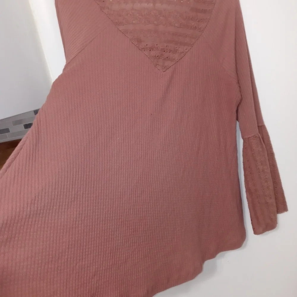 Free People Parisian Nights Dusty rose pink ribbed V Neck Bell Sleeve Blouse